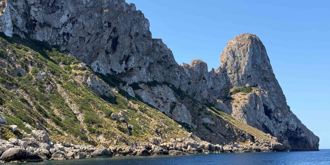 Ruige rotskust op Ibiza